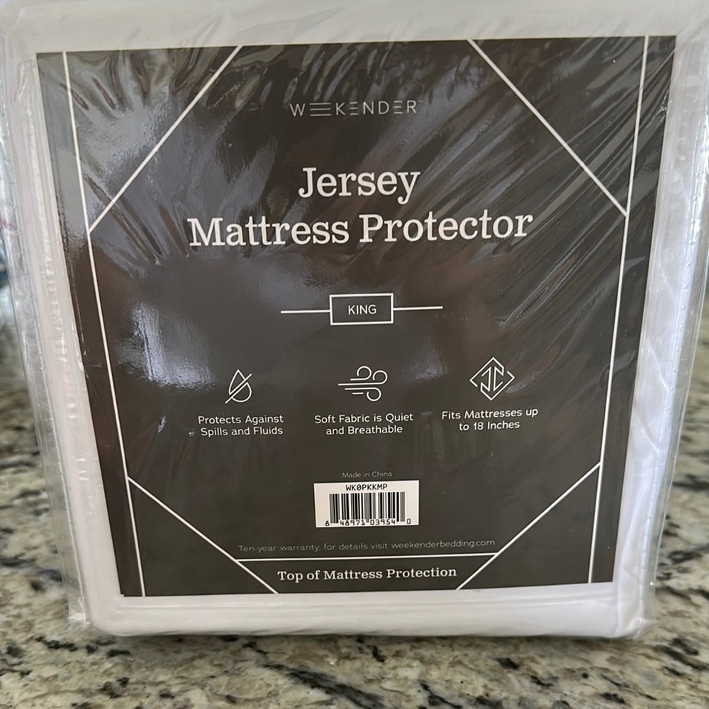 Weekenders White Jersey Mattress Protector - King